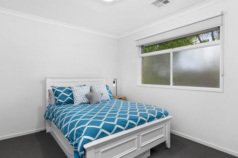 OCEAN BREEZE Family Home - Accommodation VIC 3