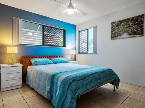 Ocean Crest Unit 4, 22 Warne Tce - Accommodation VIC 2