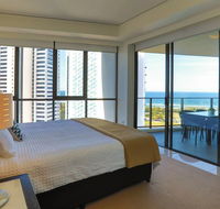 Ocean views in the heart of Broadbeach - Accommodation VIC