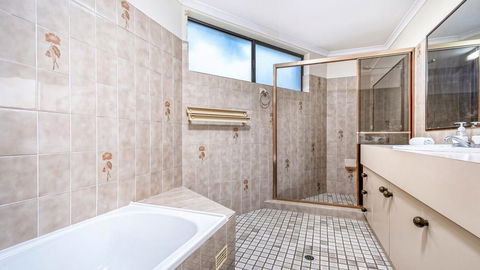 OCEAN WAVES - WiFi - Accommodation VIC 1