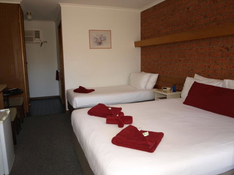 Old Coach Motor Inn Echuca - Accommodation VIC 3