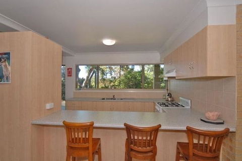 Orchid Beach Apartments - Accommodation VIC 2