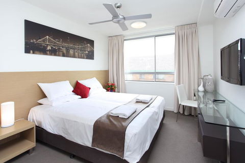 PA Apartments - Accommodation VIC 1