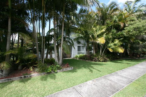 PACIFIC PALMS - Accommodation VIC 1