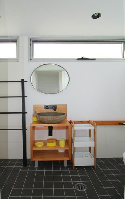 Pacific Terraces 1, 38 Pacific Street - Accommodation VIC 3