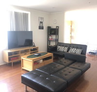 Page Fresh 3BR House Free WiFi Netflix Parking - Accommodation VIC