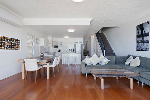 Palm Beach Beachfront Townhouse - Accommodation VIC 2