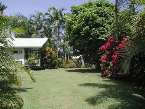 Palm View Holiday Apartments - Accommodation VIC 1