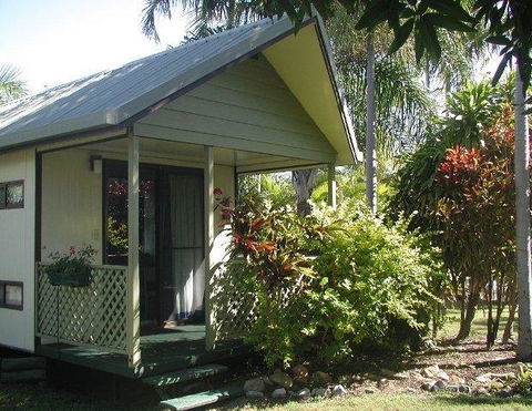 Palm View Holiday Apartments - Accommodation VIC 2