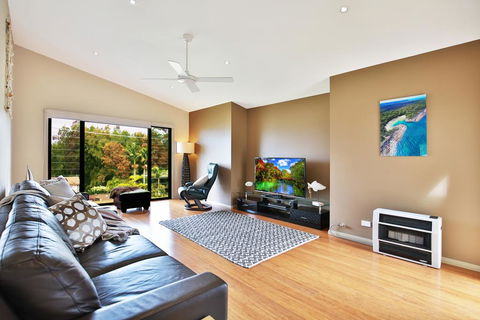 Panorama @ The Lake - Pet Friendly - 15 Mins To Hyams Beach - Accommodation VIC 2