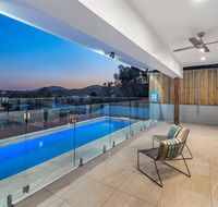 Panoramic Views Villa Birdwood Terrace 4 Bedroms - Toowong - Accommodation VIC