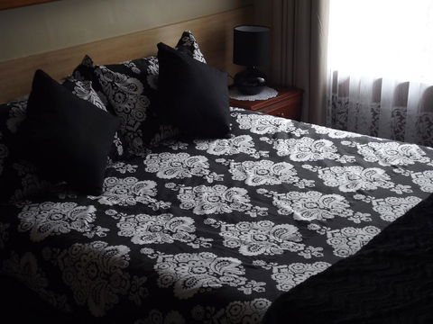 Parkside Motel Morwell - Accommodation VIC 3