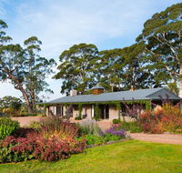 Paul Bangay The Farmhouse - Accommodation VIC