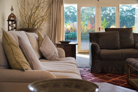 Paul Bangay The Farmhouse - Accommodation VIC 3