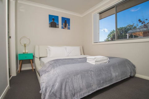 PEACEFUL 2Kingbed RootyHill Townhouse Near Station - Accommodation VIC 1