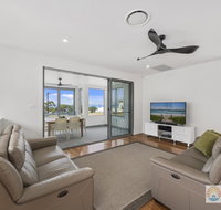 Pearls on Sapphire Beach - Accommodation VIC