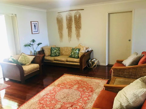 Pemberley, 30 Stewart Street - Accommodation VIC 3