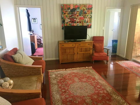 Pemberley, 30 Stewart Street - Accommodation VIC 2