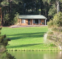 Pemberton Lake View Chalets - Accommodation VIC