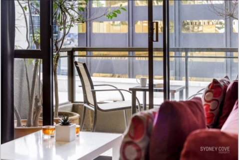 Perfect City Location. Immaculate Apartment With Parking - Accommodation VIC 3