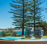 PERFECTLY POSITIONED BEACHFRONT APARTMENT-GREAT LOCATION WITH OCEAN VIEWS - Accommodation VIC