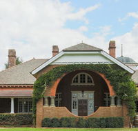 Petersons Armidale Winery and Guesthouse - Accommodation VIC
