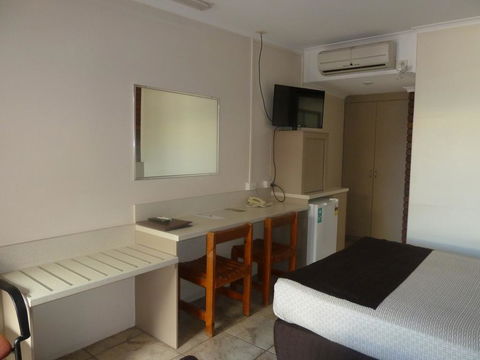 Pioneer Lodge Motel - Accommodation VIC 2