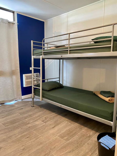 Pippies Beachhouse - Accommodation VIC 3