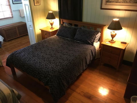 Pitstop Lodge Guesthouse B&B - Accommodation VIC 3
