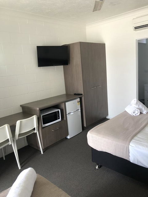 Q Express - Accommodation VIC 3