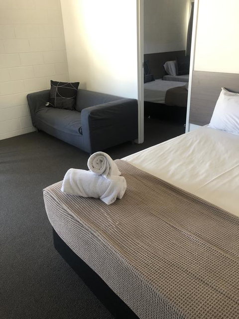 Q Express - Accommodation VIC 1