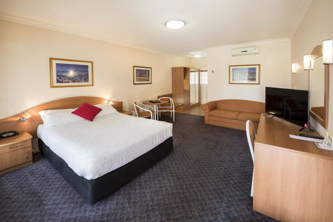 Quality Inn Penrith Sydney - Accommodation VIC 2