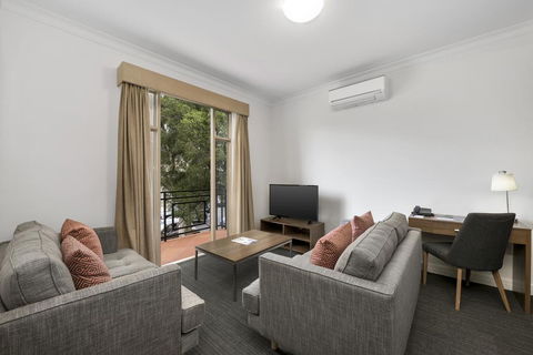 Quest Dandenong - Accommodation VIC 3