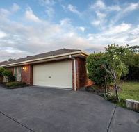 Quiet  Peaceful 3bed2bath HOME Keilor Downs - Accommodation VIC