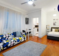 Quiet Art Deco - Cafe Central - Accommodation VIC