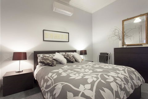 Rawson's Retreat - Five Bedroom Home - Walk CBD - Includes Breakfast - Accommodation VIC 2