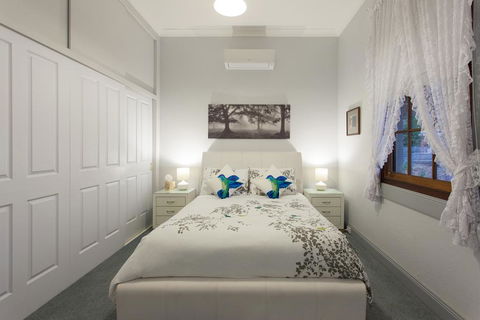 Rawson's Retreat - Five Bedroom Home - Walk CBD - Includes Breakfast - Accommodation VIC 1