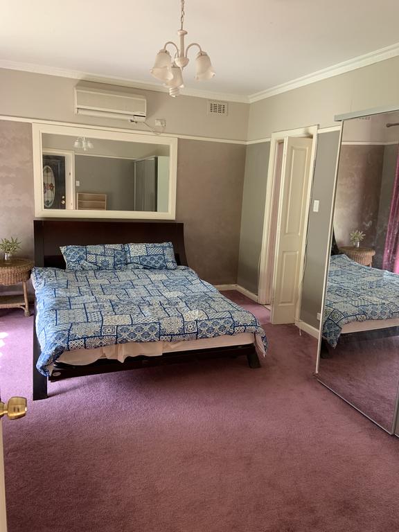 Heidelberg Heights VIC Accommodation VIC