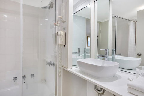 Renovated Stylish Studio - Accommodation VIC 2