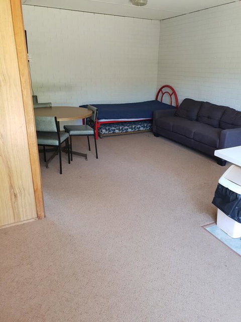 River Village Motel & Holiday Units - Accommodation VIC 2