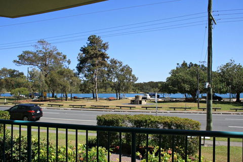 RIVERVIEW, UNIT 6, CURRUMBIN - Accommodation VIC 1