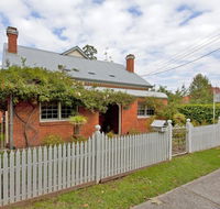 Rose Cottage - Historic Luxury - Accommodation VIC