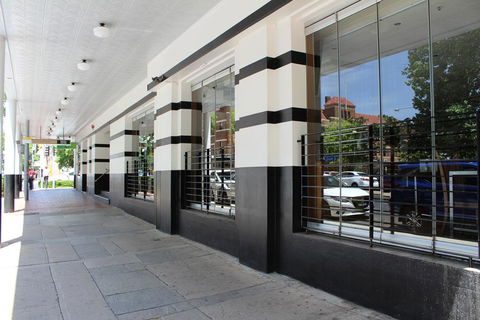 Royal Hotel Orange - Accommodation VIC 1
