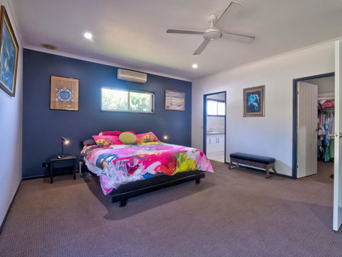 Sandy Feet Retreat Hervey Bay - Accommodation VIC 2
