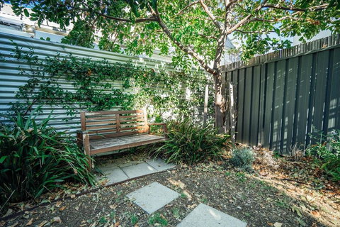 Santorini On Seaview-Beachside Living - Sauna - Wifi - Accommodation VIC 1