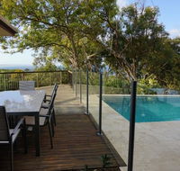 Scribbly Gums - Rainbow Beach Ocean-front spacious home with pool - Accommodation VIC