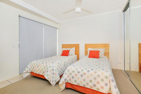 Seabourn Unit 102, 56 Lower Gay Tce Caloundra - Accommodation VIC 3