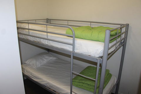 Seagulls Resort - Accommodation VIC 3