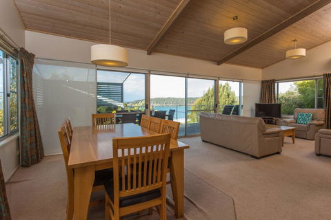 Seascape At Pambula Beach - Accommodation VIC 3