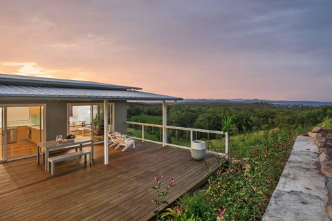 Seascape Scotts Head - Accommodation VIC 0
